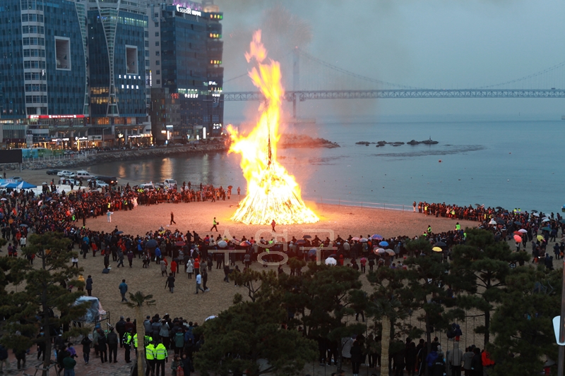부산 수영 전통달집놀이